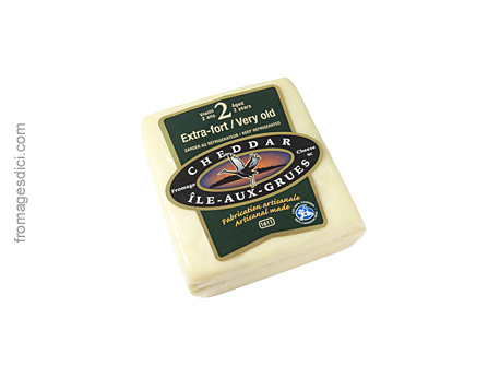 Ile-aux-Grues, 2-year cheddar, takes its name from its island home in the St. Lawrence River near Québec City.